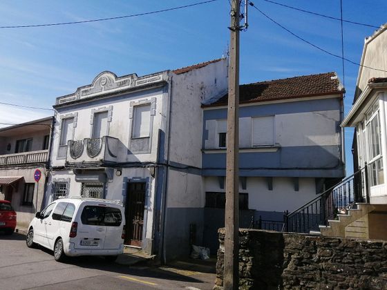 Foto 2 de Casa adossada en venda a calle Subida Ás Ánimas de 8 habitacions amb balcó i calefacció