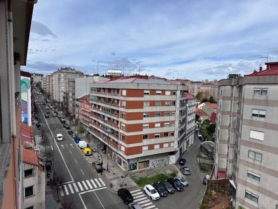 Foto 1 de Pis en venda a avenida De Castrelos de 3 habitacions amb terrassa i garatge