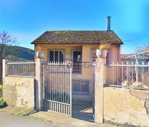 Foto 1 de Xalet en venda a Cesuras de 3 habitacions amb garatge i jardí