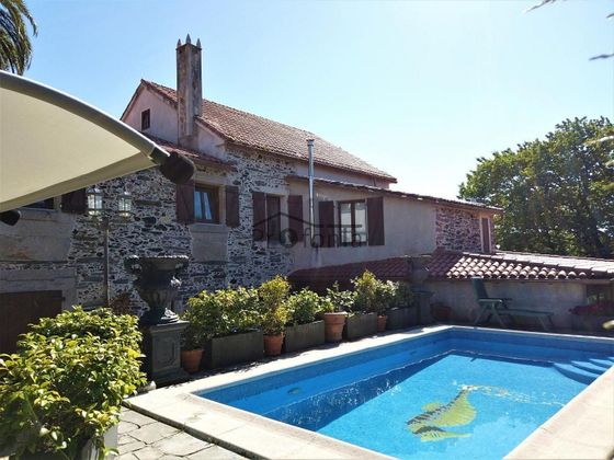 Foto 1 de Xalet en venda a Miño de 6 habitacions amb terrassa i piscina