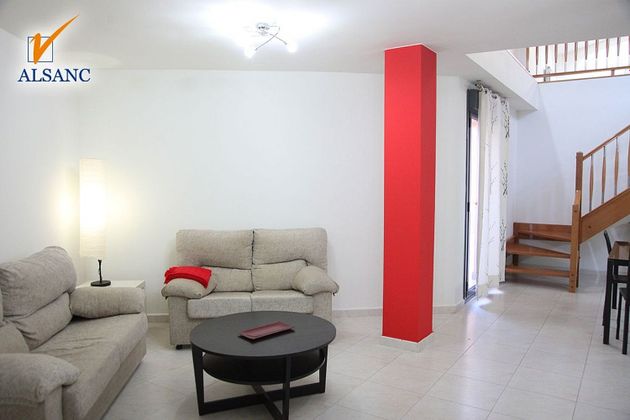 Foto 2 de Dúplex en venta en calle San Bartolome de 3 habitaciones con terraza y garaje