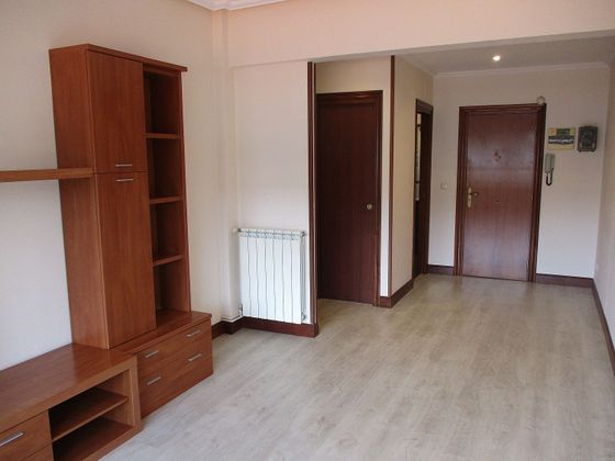 Foto 2 de Piso en alquiler en Egia de 3 habitaciones con terraza y muebles