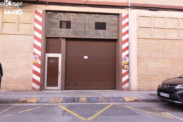 Foto 2 de Garaje en venta en calle Del Doctor Ildefonso Labayen de 6 m²