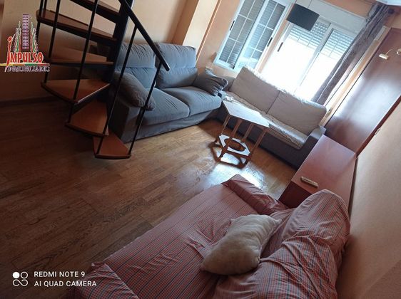 Foto 1 de Àtic en venda a Santa Cruz - Industria - Polígono Campollano de 3 habitacions amb terrassa i calefacció