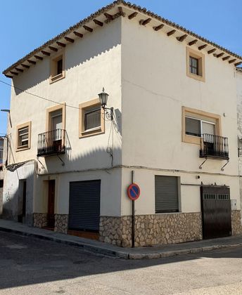 Foto 1 de Casa en venda a Centro de Ocaña de 3 habitacions amb garatge i balcó