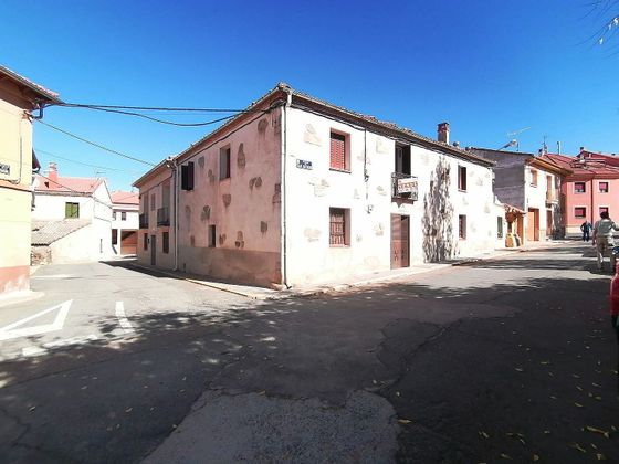 Foto 1 de Casa en venda a calle Fragua de 4 habitacions i 264 m²
