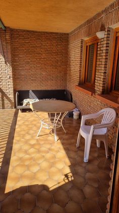 Foto 1 de Pis en venda a calle Del Mal Consejo de 4 habitacions amb terrassa i garatge