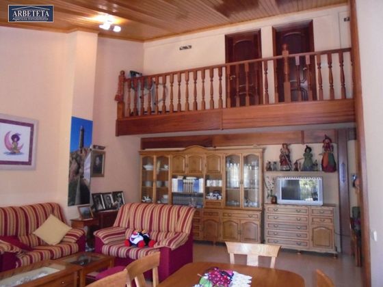 Foto 1 de Casa en venda a Moratilla de los Meleros de 4 habitacions amb garatge i balcó