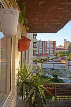 Foto 1 de Pis en venda a Zona Fernández Ladreda de 4 habitacions amb garatge i balcó