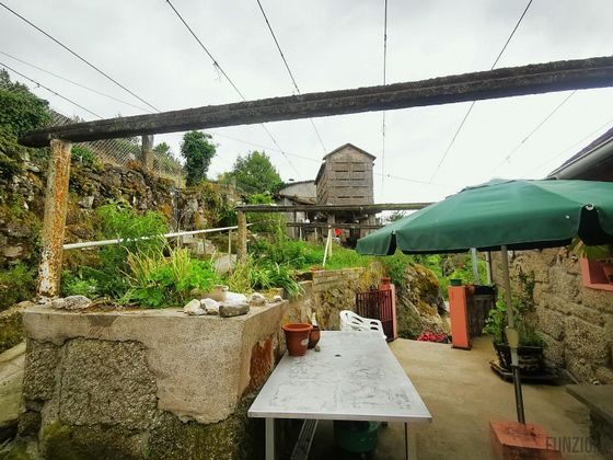 Foto 1 de Venta de chalet en Cotobade de 3 habitaciones con terraza y jardín