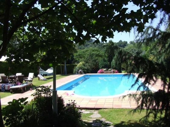 Foto 2 de Casa en venda a calle Lugar Coviella de 4 habitacions amb terrassa i piscina