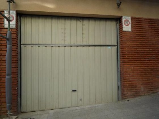 Foto 1 de Venta de local en calle Doñana de 314 m²
