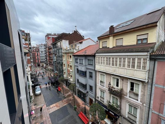 Foto 2 de Estudi en venda a calle De San Bernabé amb terrassa i ascensor