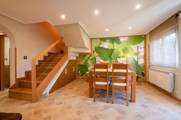 Foto 2 de Casa en venda a Villaescusa de 4 habitacions amb terrassa i garatge