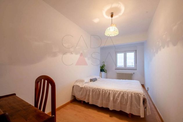 Foto 2 de Pis en venda a Astillero (El) de 4 habitacions amb terrassa i calefacció