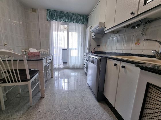 Foto 1 de Piso en venta en Vega de Espinareda de 3 habitaciones con terraza y garaje