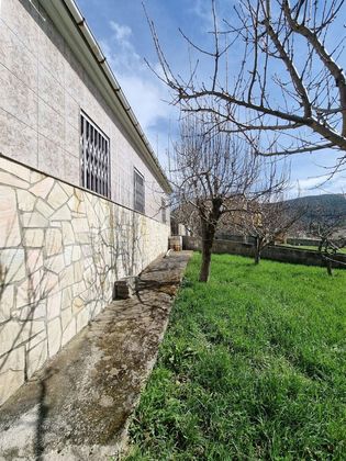 Foto 2 de Casa rural en venda a Fabero de 3 habitacions amb garatge i jardí