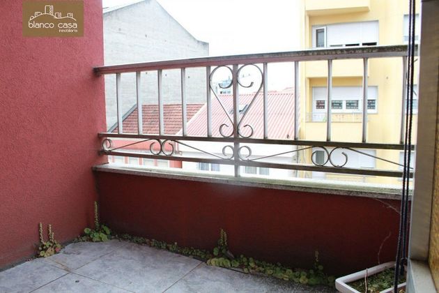 Foto 2 de Pis en venda a Carballo de 3 habitacions amb terrassa i balcó