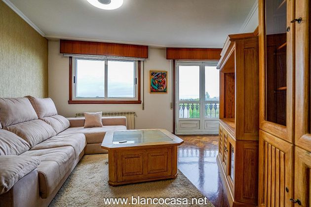 Foto 1 de Ático en venta en Carballo de 3 habitaciones con piscina y balcón