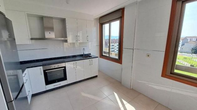 Foto 1 de Alquiler de piso en calle Río Limia de 4 habitaciones con garaje y balcón
