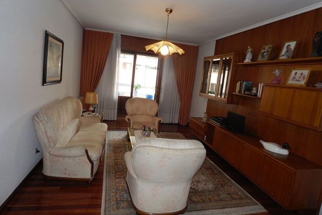 Foto 2 de Piso en venta en Medina de Pomar de 3 habitaciones con balcón y calefacción