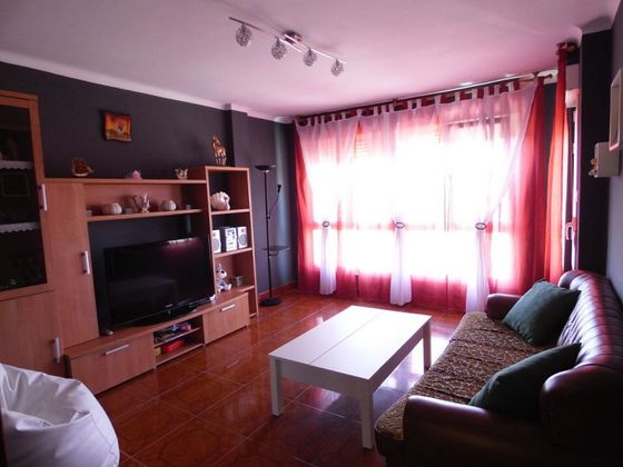 Foto 2 de Pis en venda a Medina de Pomar de 2 habitacions amb balcó i calefacció