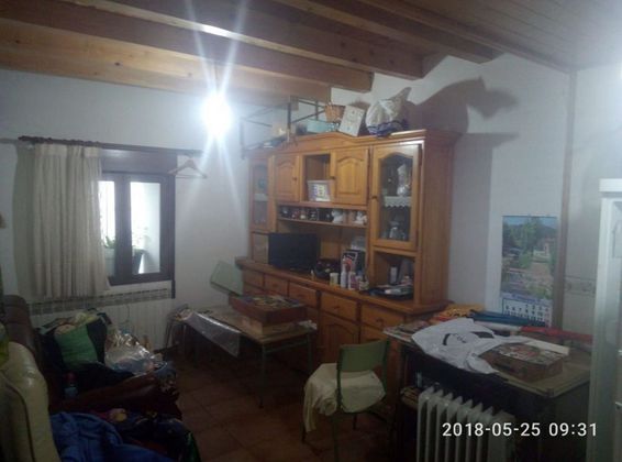 Foto 1 de Casa en venda a Espinosa de los Monteros de 3 habitacions amb garatge i calefacció