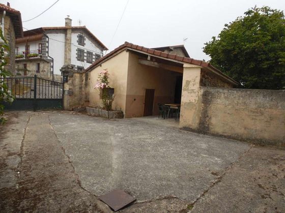 Foto 2 de Venta de chalet en Merindad de Montija de 4 habitaciones con jardín y calefacción