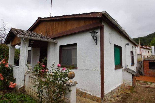 Foto 1 de Venta de chalet en Junta de Traslaloma de 2 habitaciones con garaje y jardín