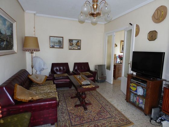 Foto 2 de Pis en venda a Medina de Pomar de 2 habitacions amb terrassa i garatge