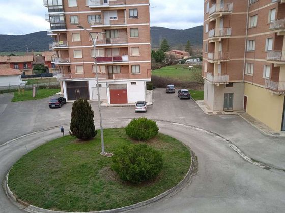 Foto 1 de Pis en venda a Villarcayo de Merindad de Castilla la Vieja de 4 habitacions amb balcó i ascensor