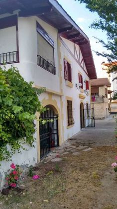 Foto 1 de Venta de casa en Villarcayo de Merindad de Castilla la Vieja de 4 habitaciones con garaje y calefacción