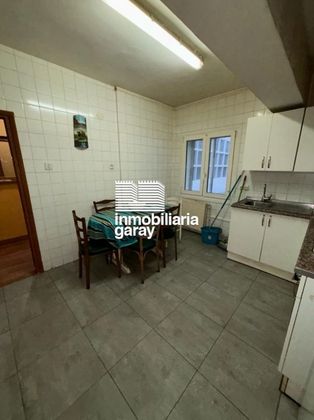 Foto 2 de Venta de piso en Villarcayo de Merindad de Castilla la Vieja de 3 habitaciones con balcón y calefacción