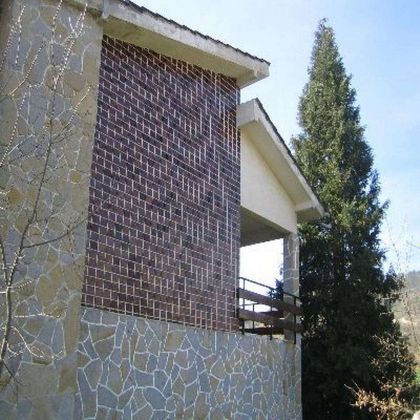 Foto 2 de Xalet en venda a Valle de Tobalina de 5 habitacions amb garatge