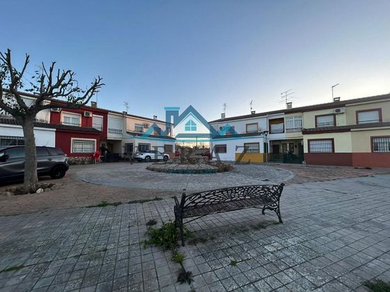 Foto 1 de Casa en venda a Azután de 4 habitacions amb terrassa i garatge