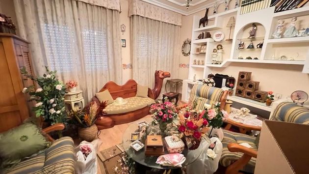 Foto 1 de Casa adossada en venda a Nambroca de 4 habitacions amb terrassa i garatge