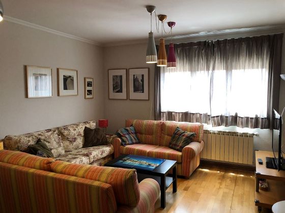 Foto 1 de Dúplex en lloguer a Avda Europa - San Antón de 3 habitacions amb garatge i mobles
