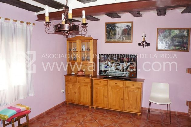 Foto 2 de Venta de casa en Santurdejo de 7 habitaciones y 260 m²