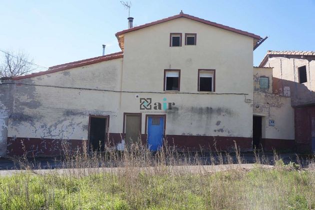 Foto 2 de Casa en venda a Manzanares de Rioja de 1 habitació i 177 m²