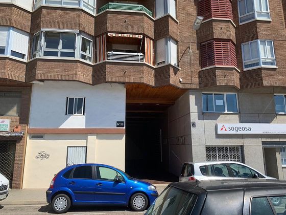 Foto 1 de Pis en venda a Avenida de Madrid de 3 habitacions amb garatge i balcó