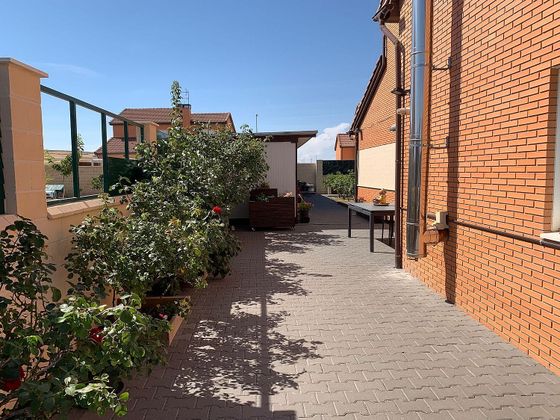 Foto 1 de Venta de chalet en Fuentes de Valdepero de 4 habitaciones con terraza y garaje