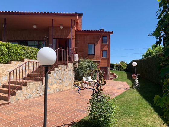 Foto 1 de Xalet en venda a Villalobón de 3 habitacions amb terrassa i garatge