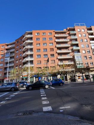 Foto 1 de Venta de piso en Campo de la Juventud de 6 habitaciones con terraza y balcón