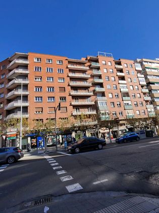 Foto 2 de Venta de piso en Campo de la Juventud de 6 habitaciones con terraza y balcón