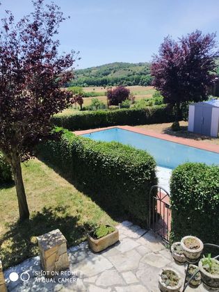 Foto 2 de Chalet en venta en Legutiano de 4 habitaciones con terraza y piscina