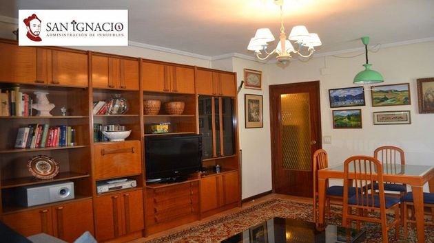 Foto 2 de Venta de piso en Villarcayo de Merindad de Castilla la Vieja de 3 habitaciones con calefacción