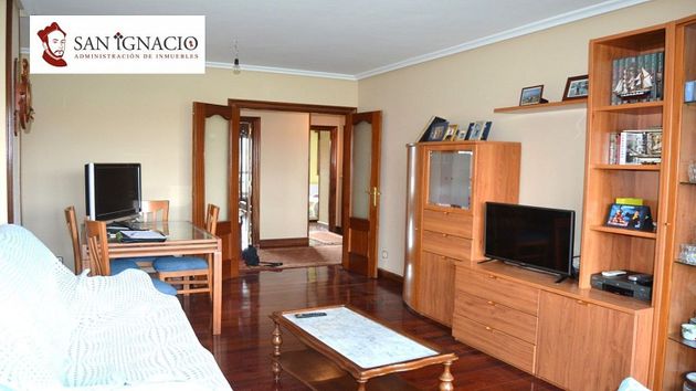 Foto 2 de Pis en venda a Villarcayo de Merindad de Castilla la Vieja de 2 habitacions amb terrassa i piscina