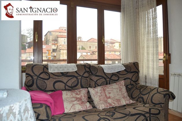 Foto 2 de Piso en venta en calle La Ronda de 3 habitaciones con terraza y balcón