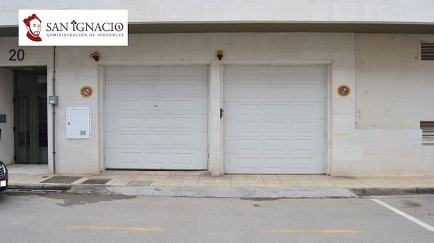 Foto 1 de Garaje en venta en calle Obras Públicas de 21 m²