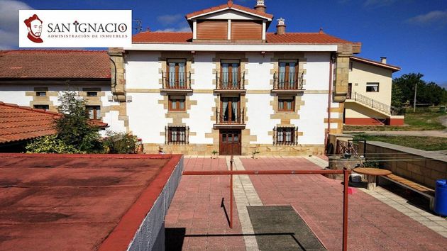 Foto 2 de Casa rural en venda a Valle de Valdebezana de 5 habitacions amb garatge i balcó